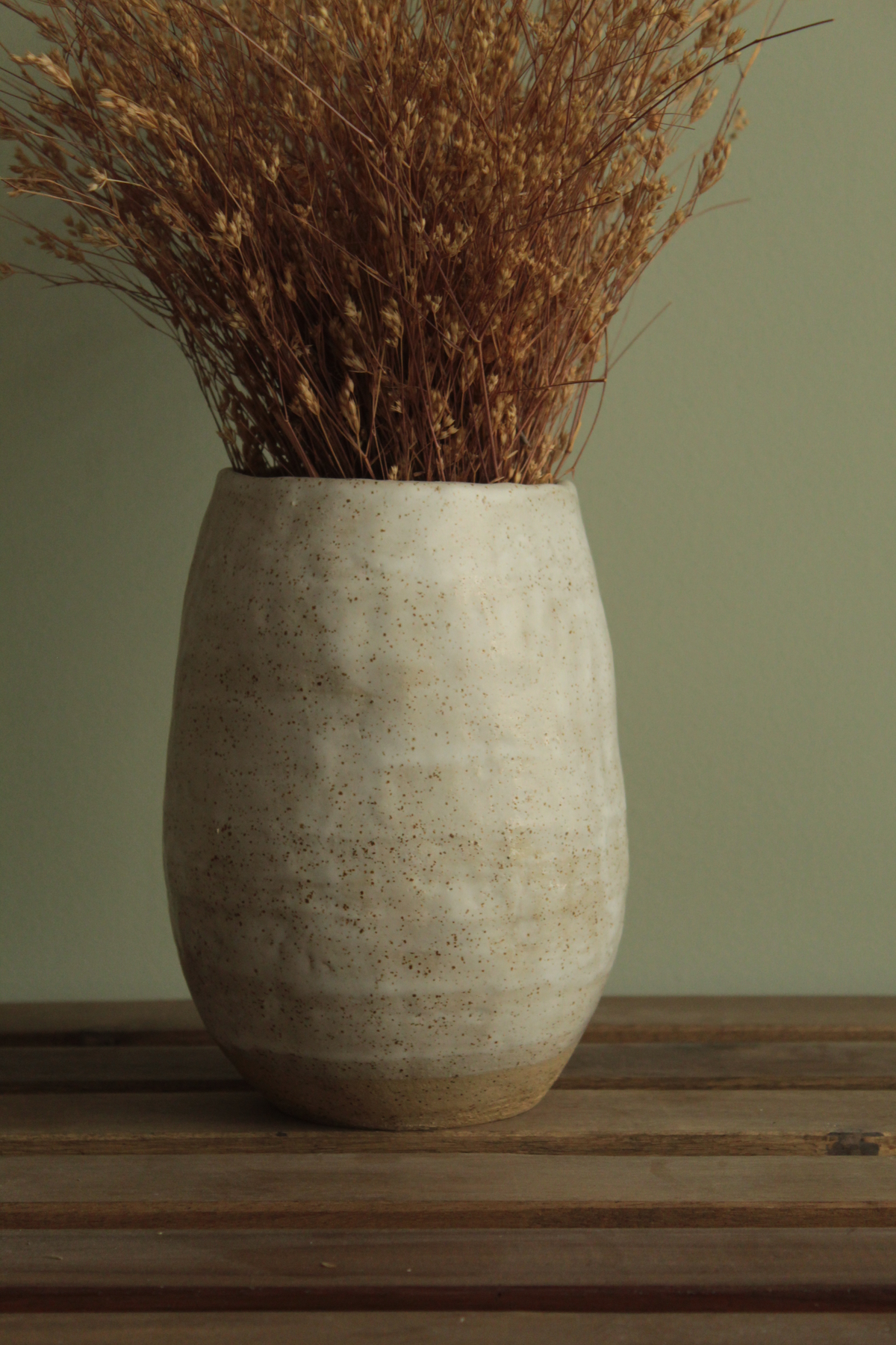 White speckled vase