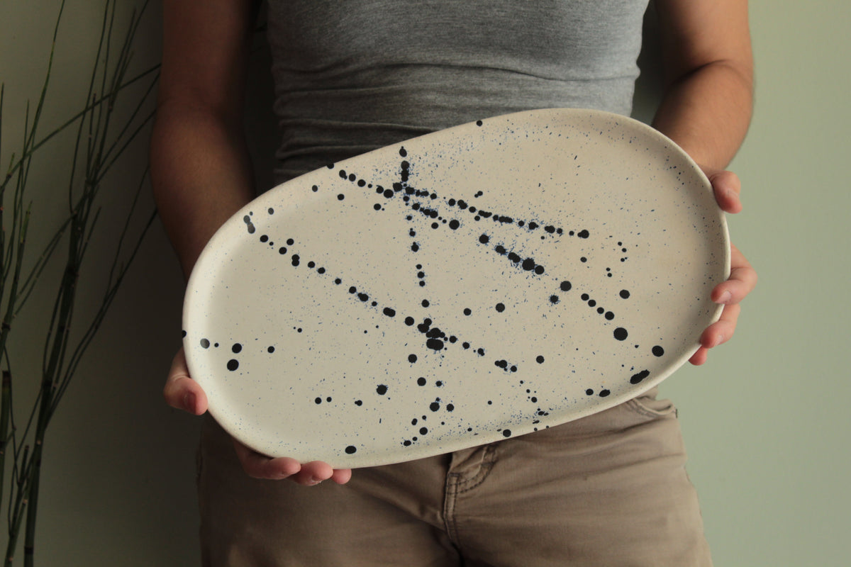 Oval platter with splashes