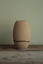 Red line vase