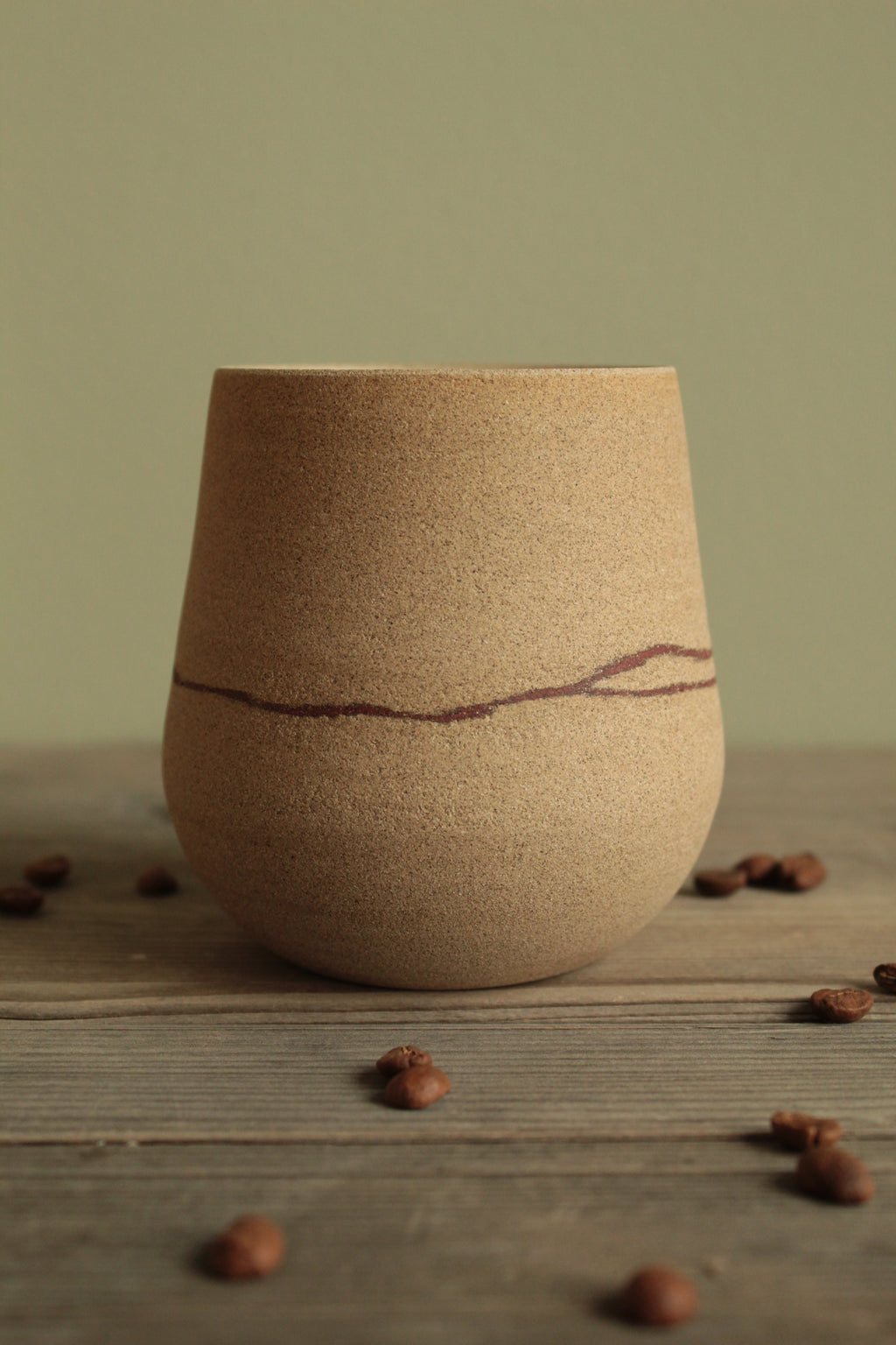 Red line cup