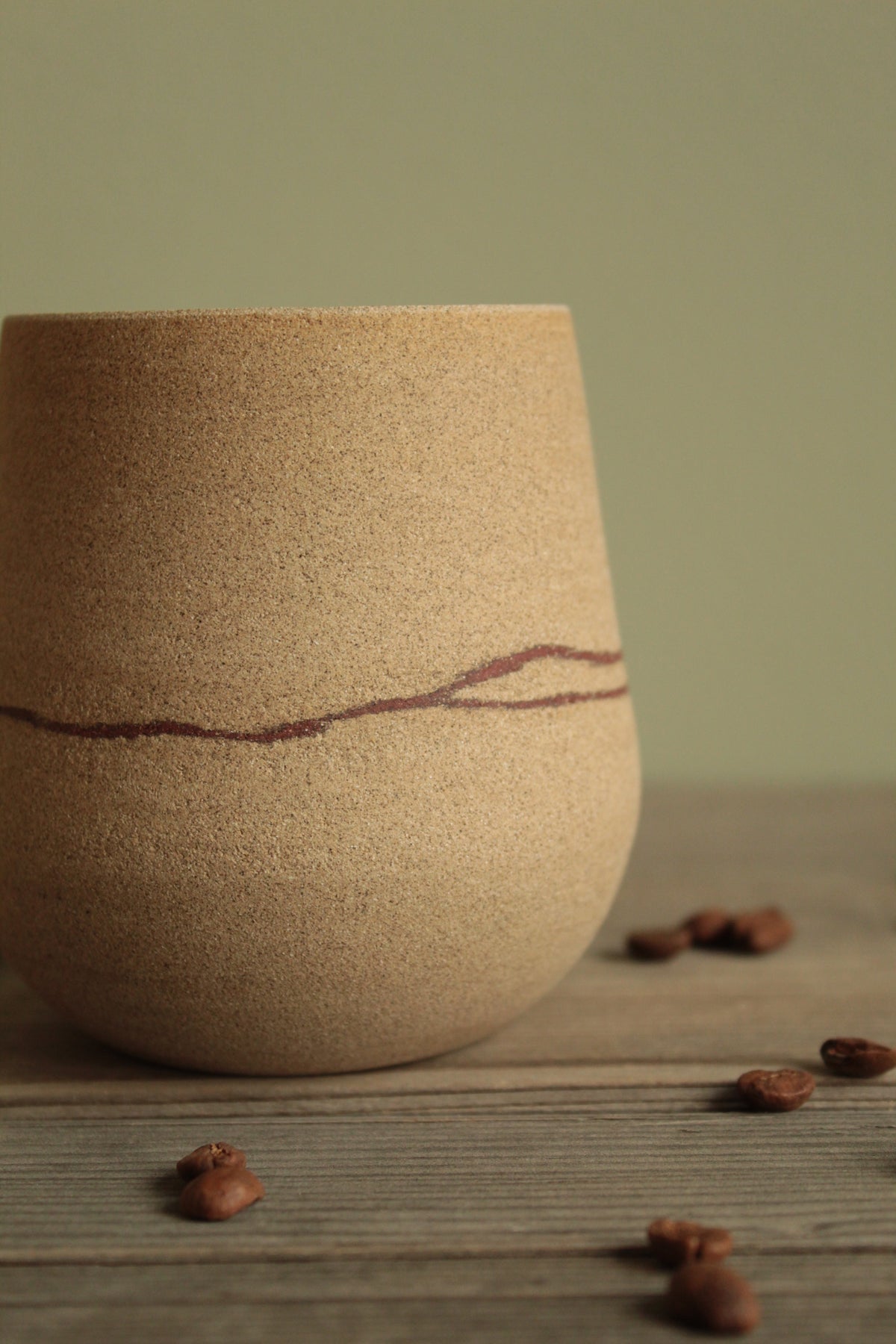Red line cup