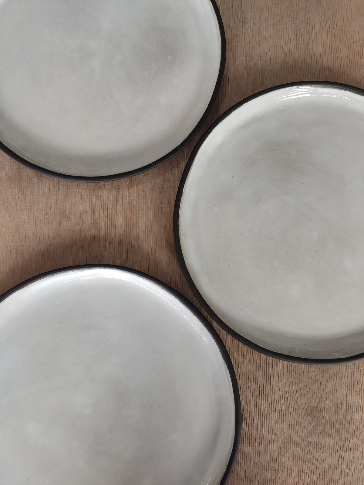 Black and white dinner plate