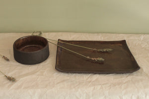 Set of serving platter and bowl - brown