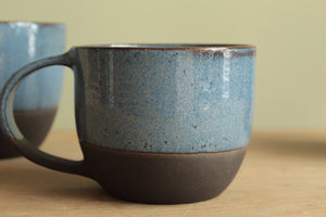 Blue rounded mug