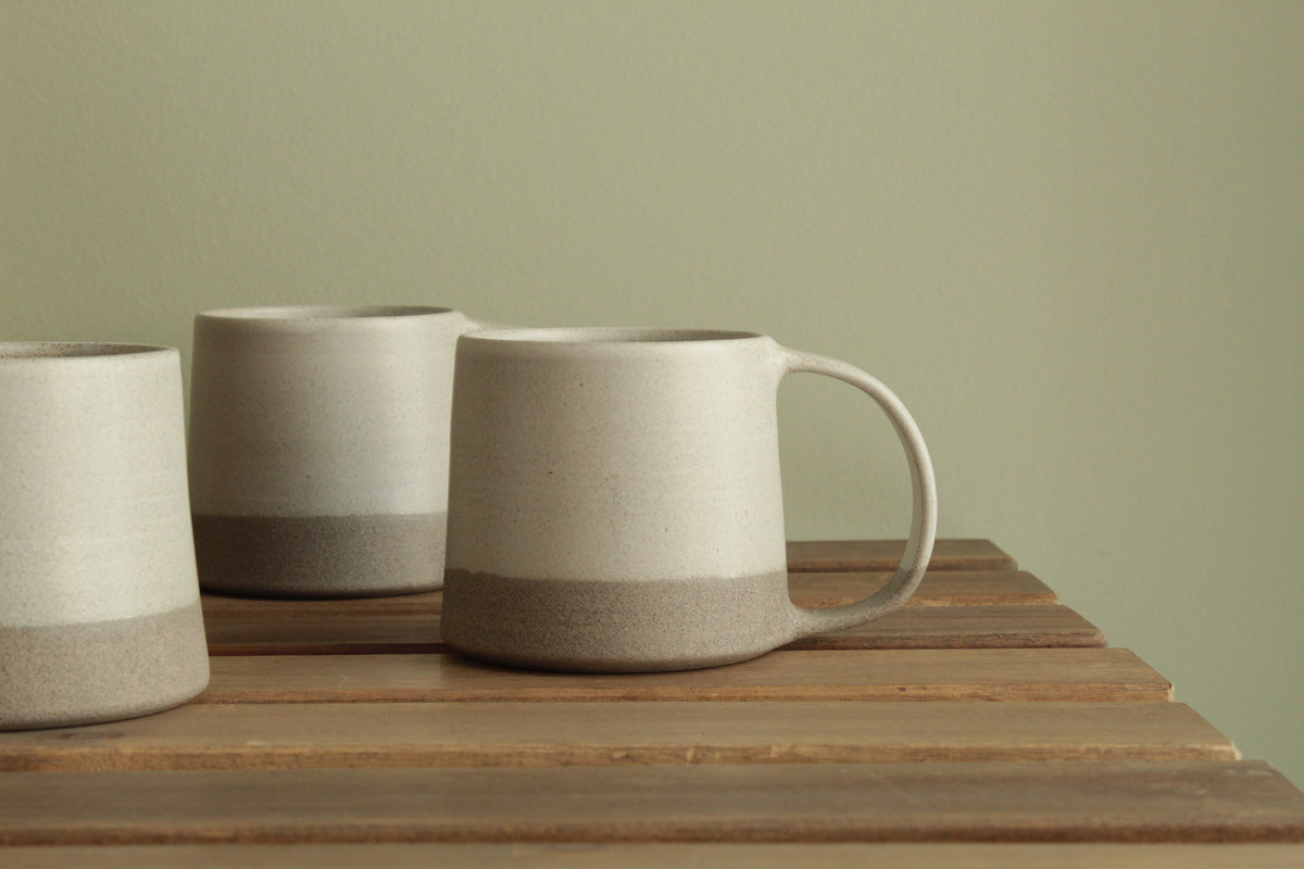 400ml White/Grey mug