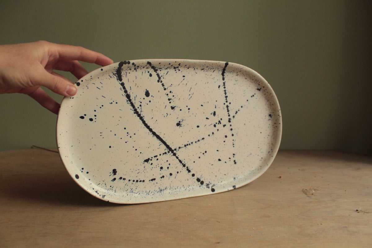Oval platter with splashes