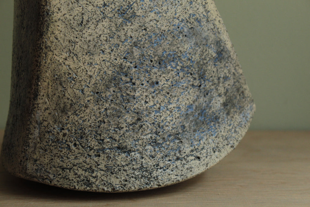 Vase in black and blue