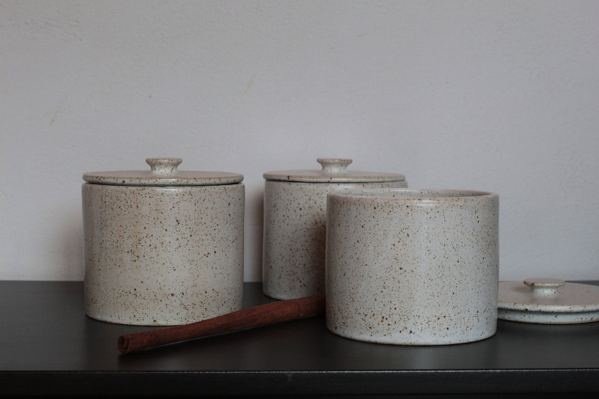 White speckled cookie jar