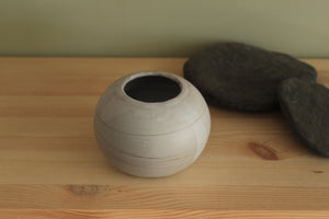 Small ball vase